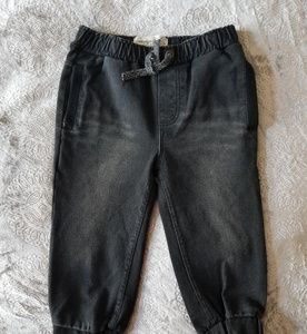 NWOT Black, faded jeans